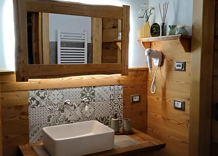 Ca' La Vedescia Bed & Breakfast 3*