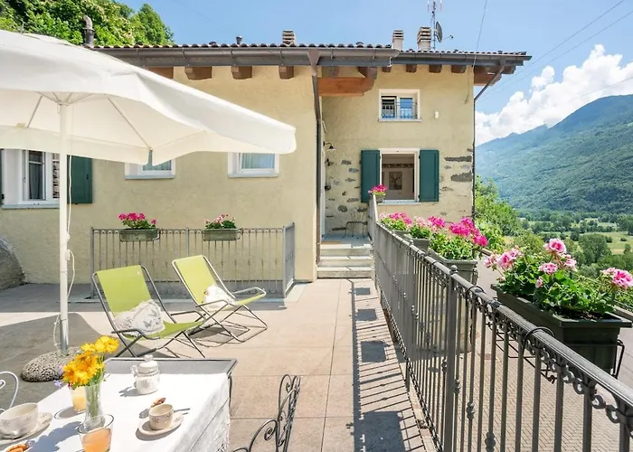 Ca' La Vedescia Bed & Breakfast 3*