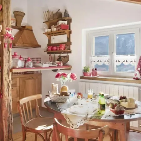 Ca' La Vedescia Bed & Breakfast Teglio