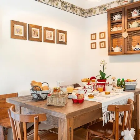 Ca' La Vedescia Bed & Breakfast