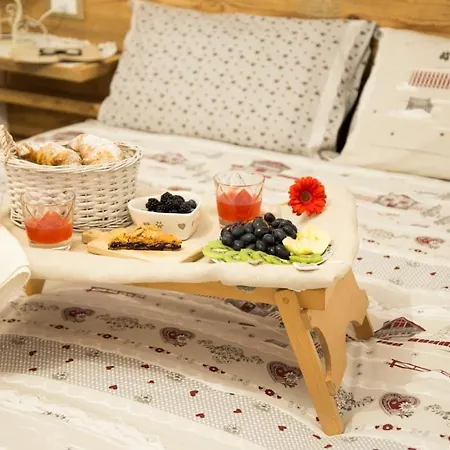 Ca' La Vedescia Nocleg ze śniadaniem 3*