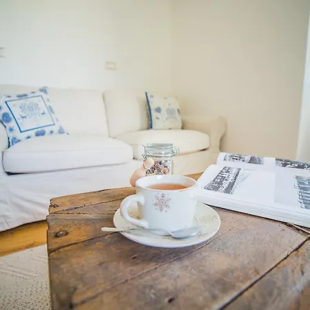 Ca' La Vedescia Bed & Breakfast