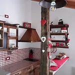 Ca' La Vedescia 3* Teglio